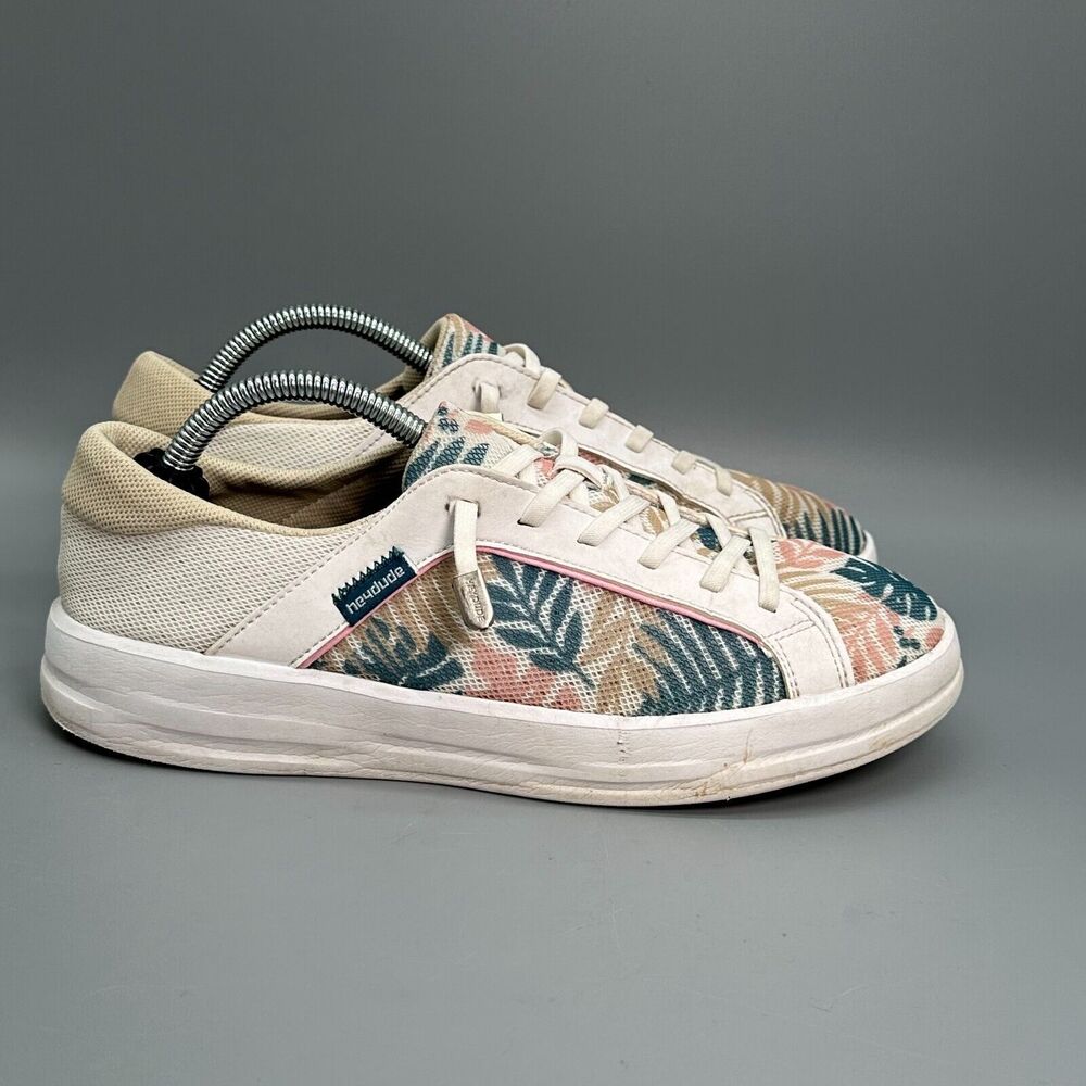 Hey Dude Karina Breeze Women's 6 White Sand Flat Slip-On Low Top Casual Shoes